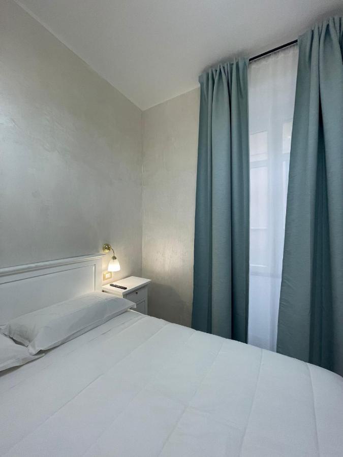 La Casa In Centro Hotel ซาแลร์โน ภายนอก รูปภาพ