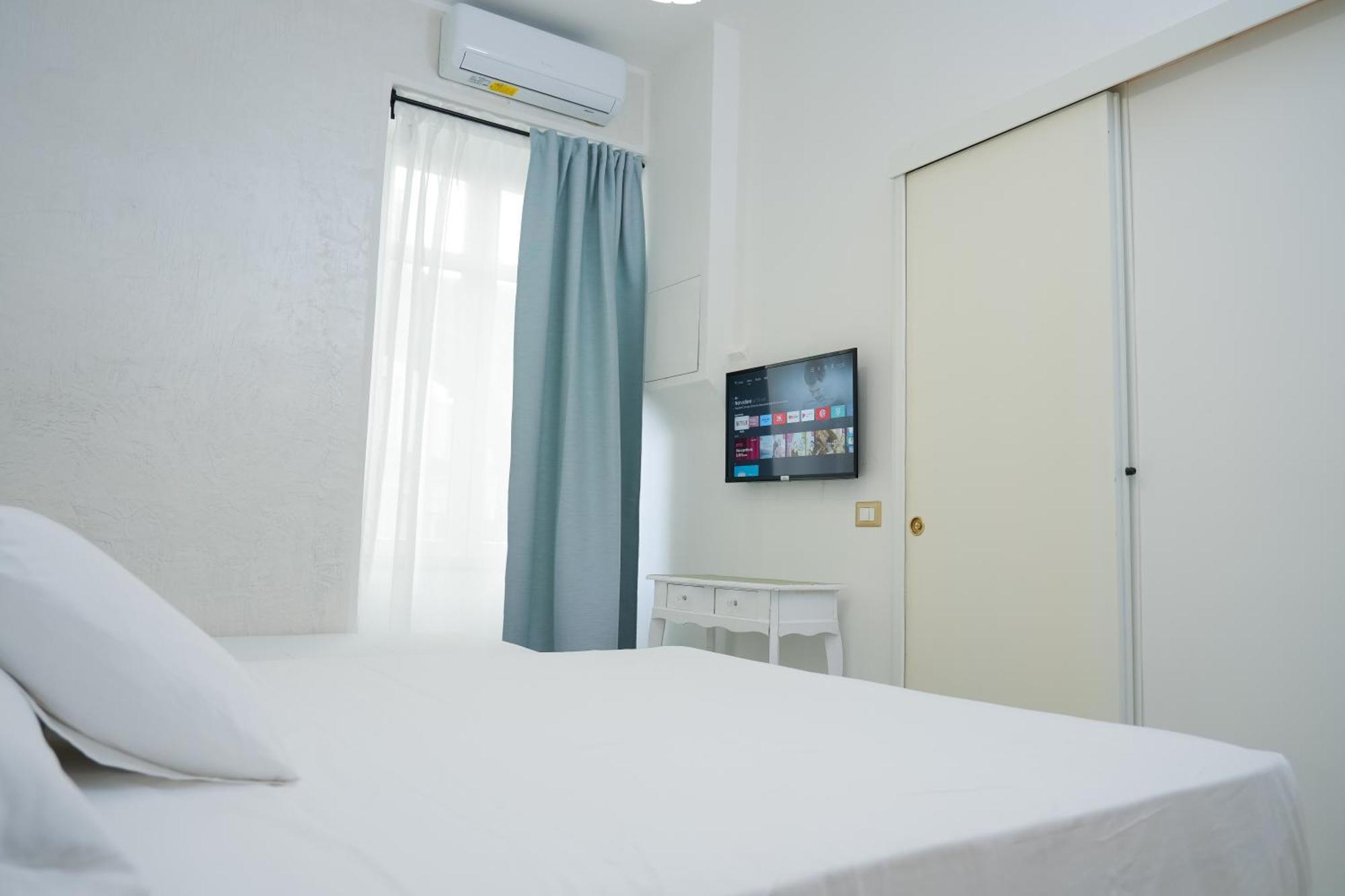 La Casa In Centro Hotel ซาแลร์โน ภายนอก รูปภาพ