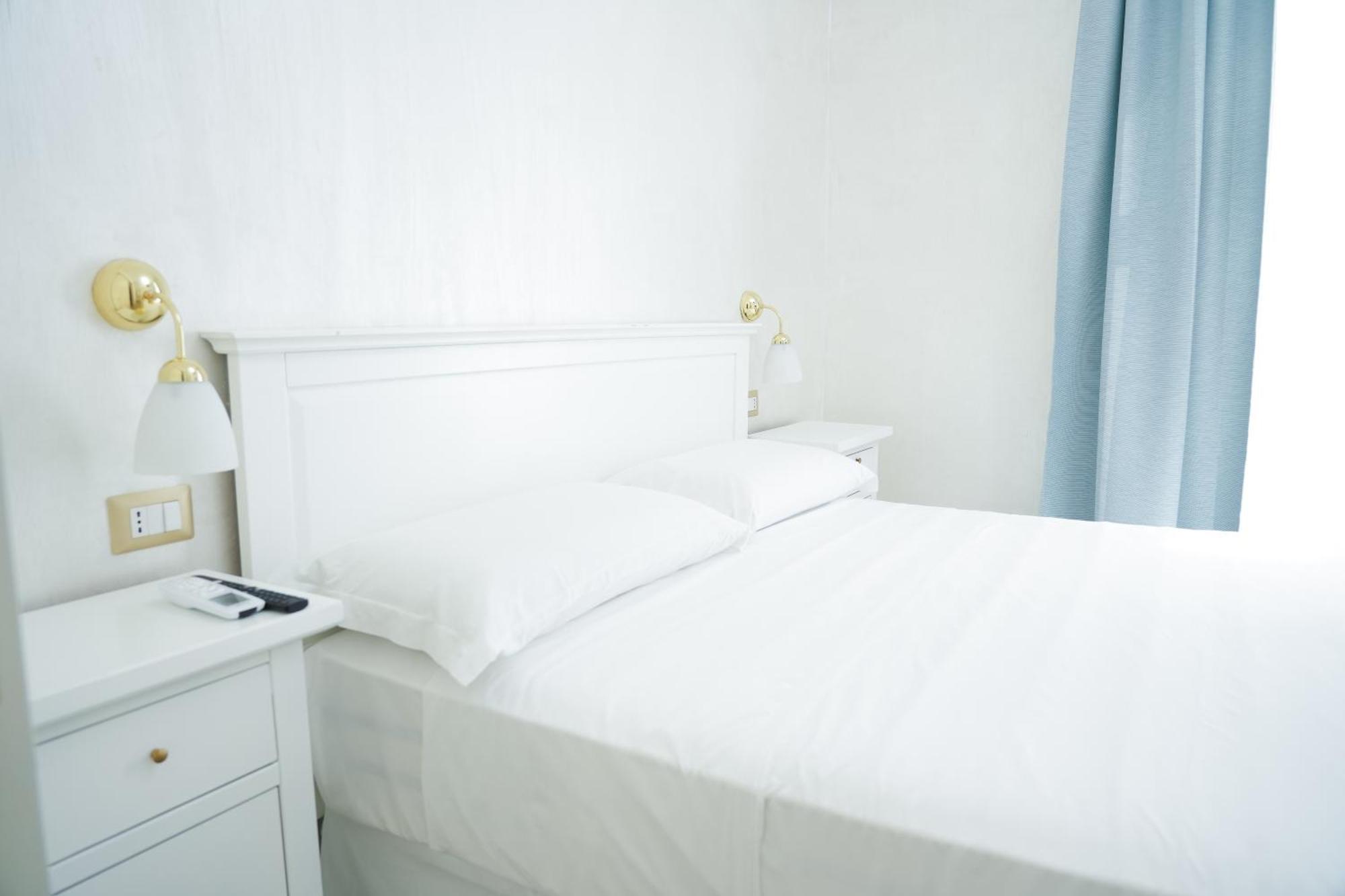 La Casa In Centro Hotel ซาแลร์โน ภายนอก รูปภาพ